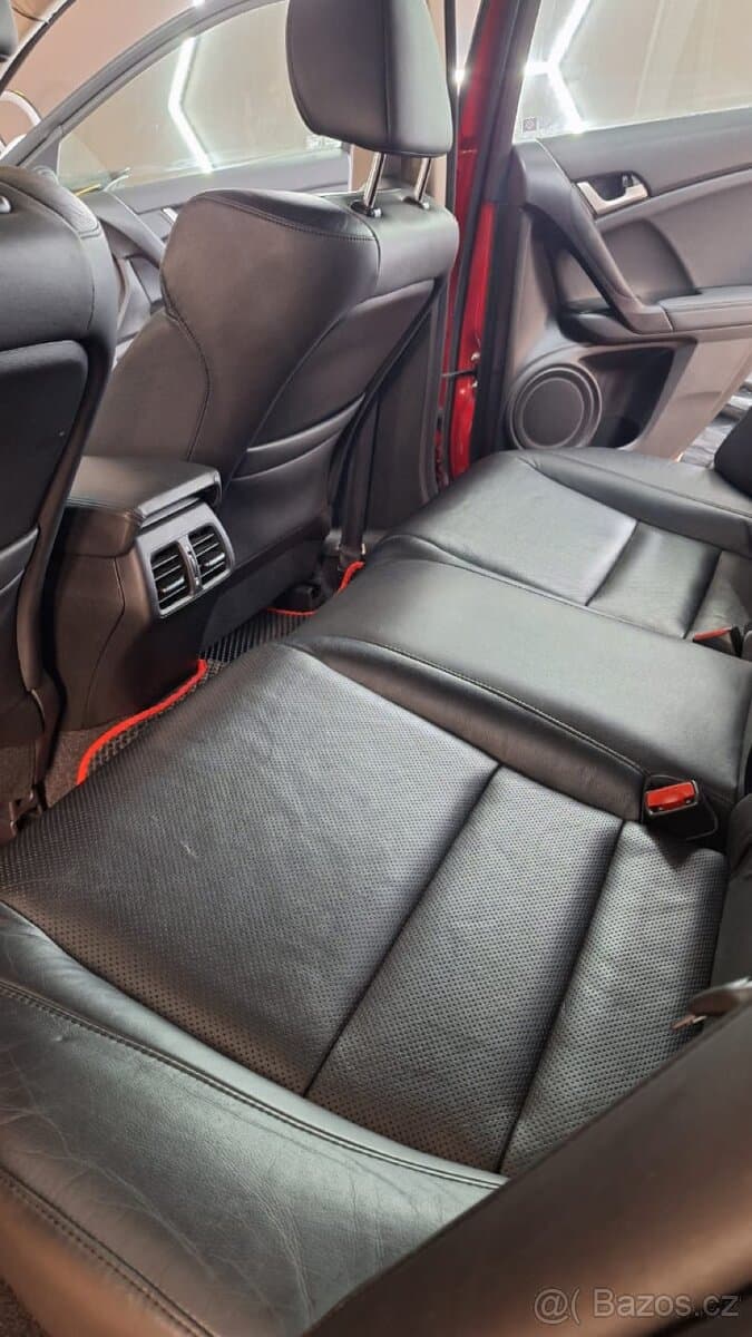 2010 Honda ACCORD - 12