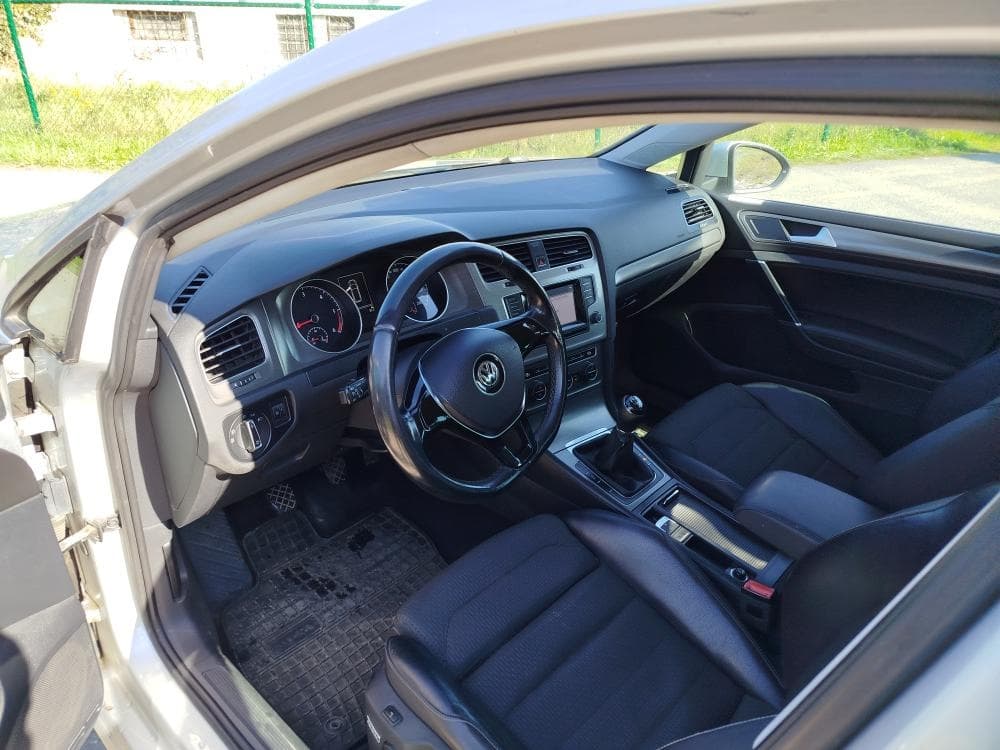 2013 Volkswagen GOLF - 12