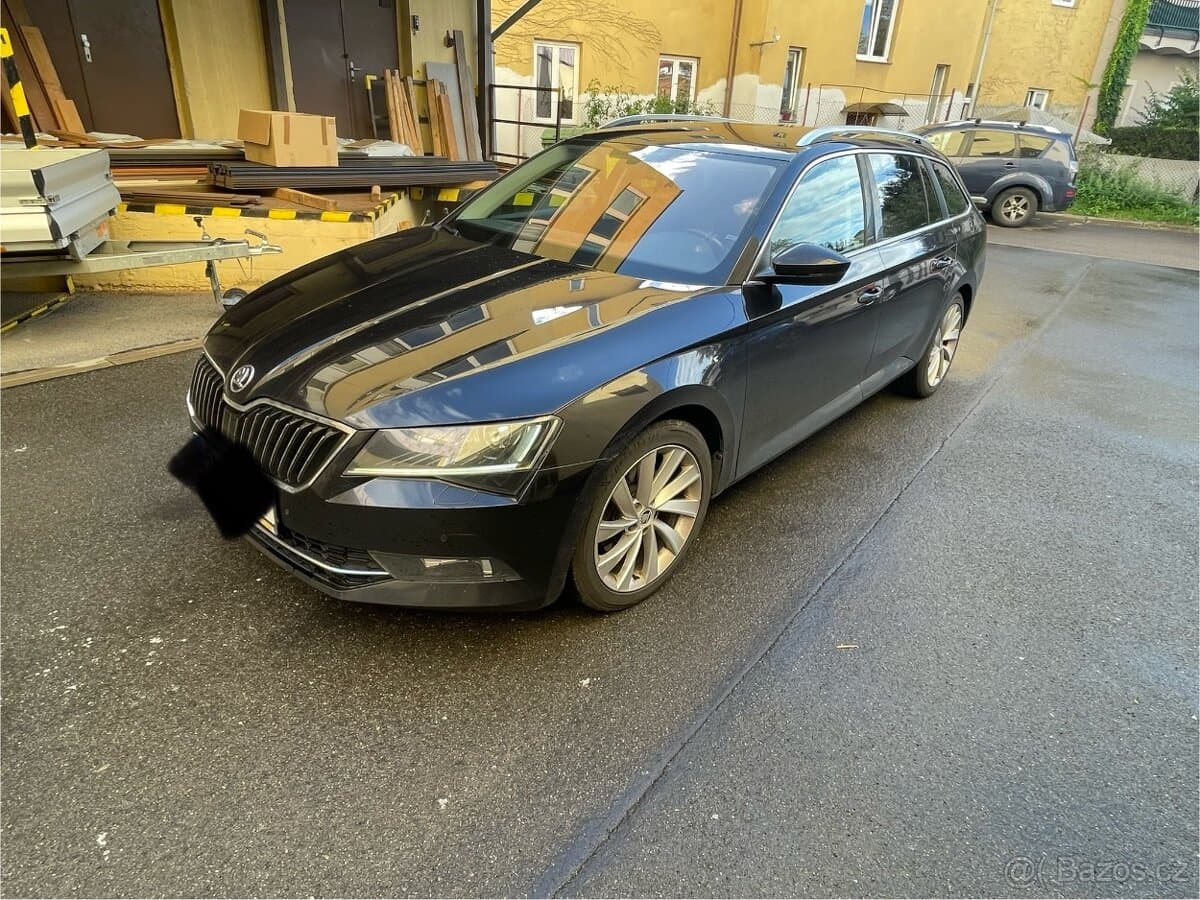 2016 Škoda SUPERB - 12