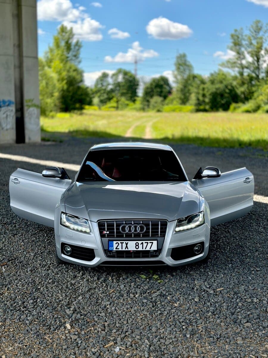 2007 Audi S5 - 12