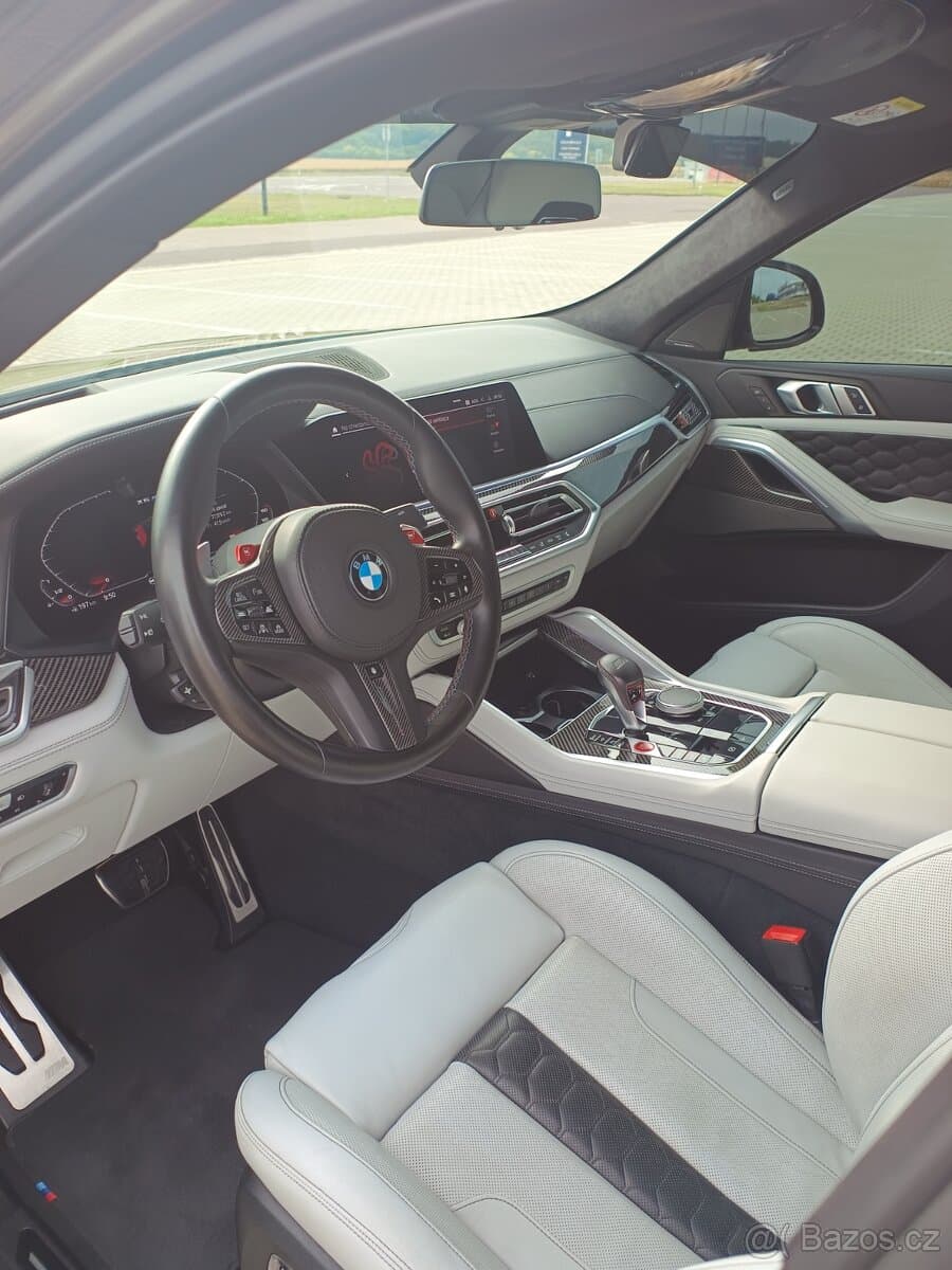 2021 BMW X6 - 12