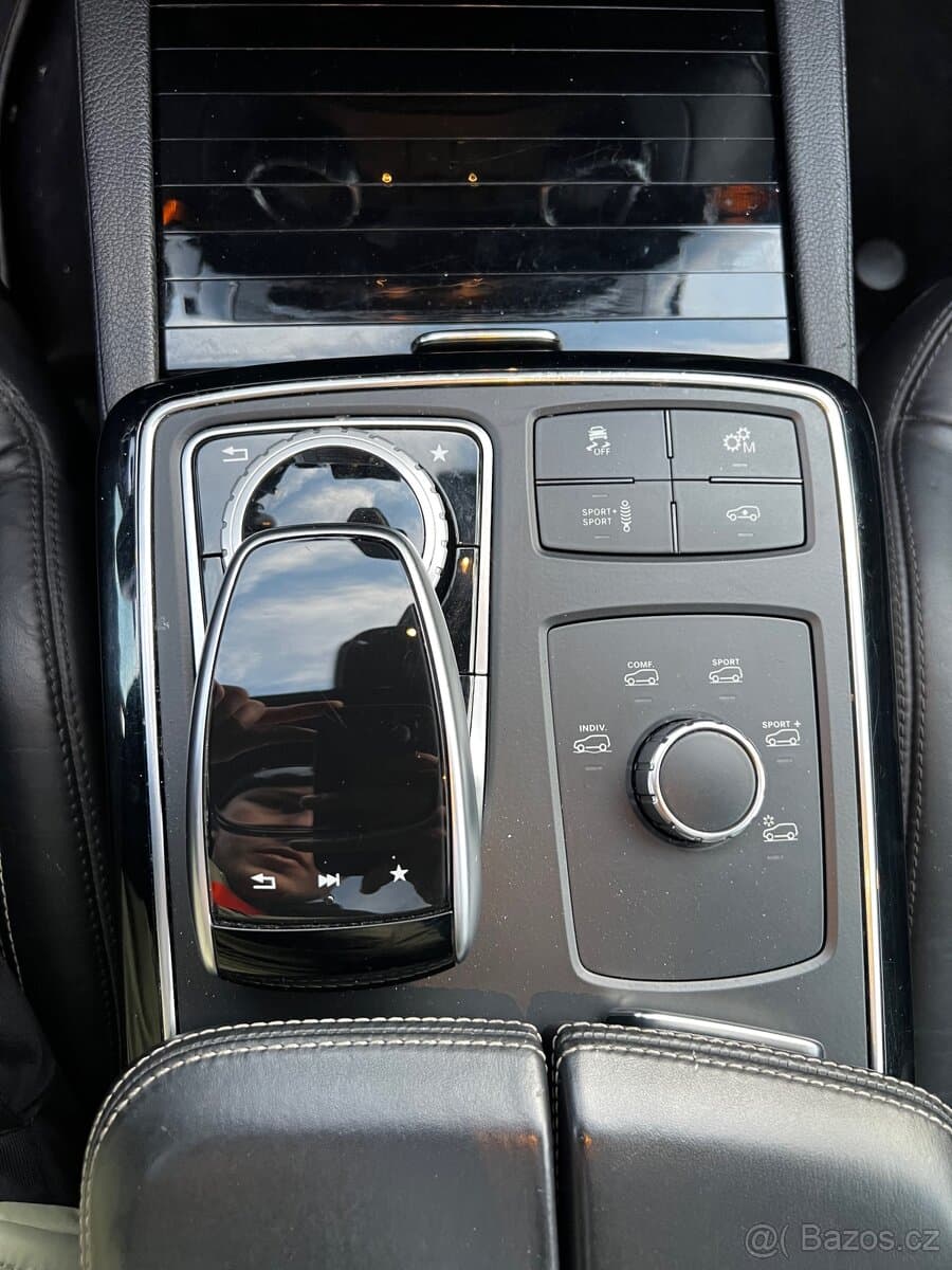 2016 Mercedes-Benz GL - 12