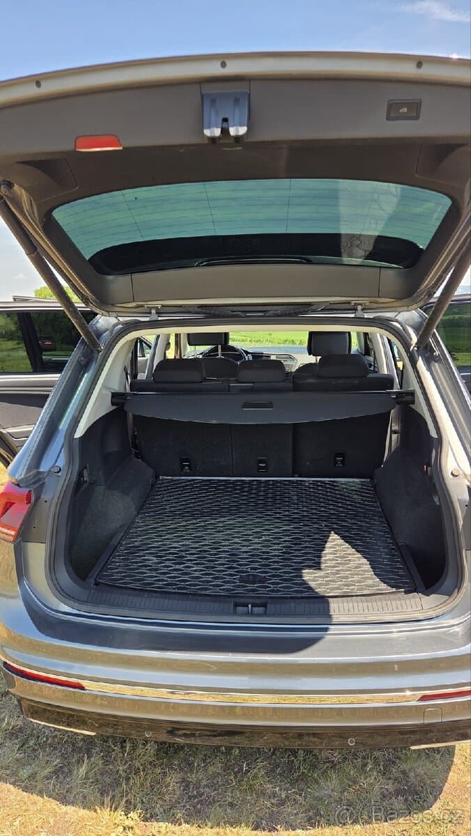 2019 Volkswagen TIGUAN - 12