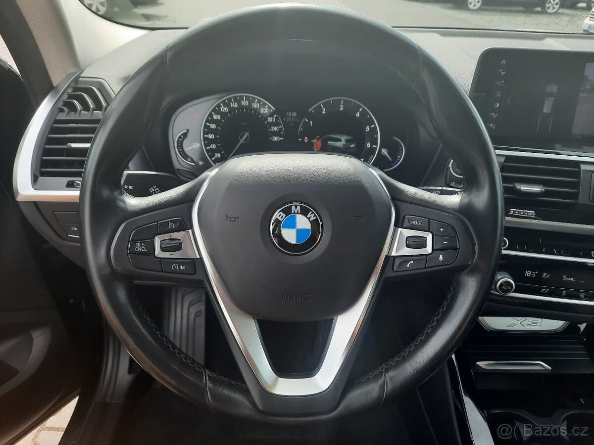 2018 BMW X3 - 12