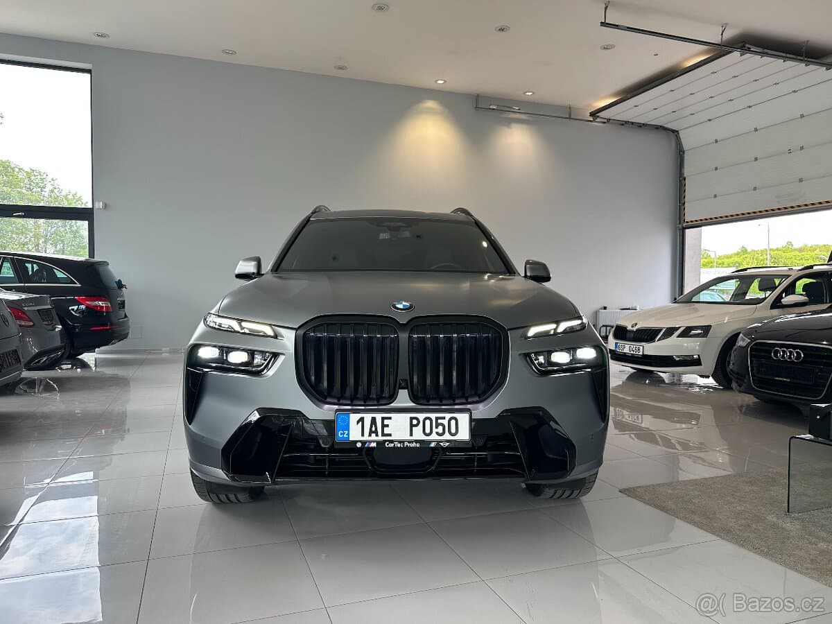2024 BMW X7 - 12