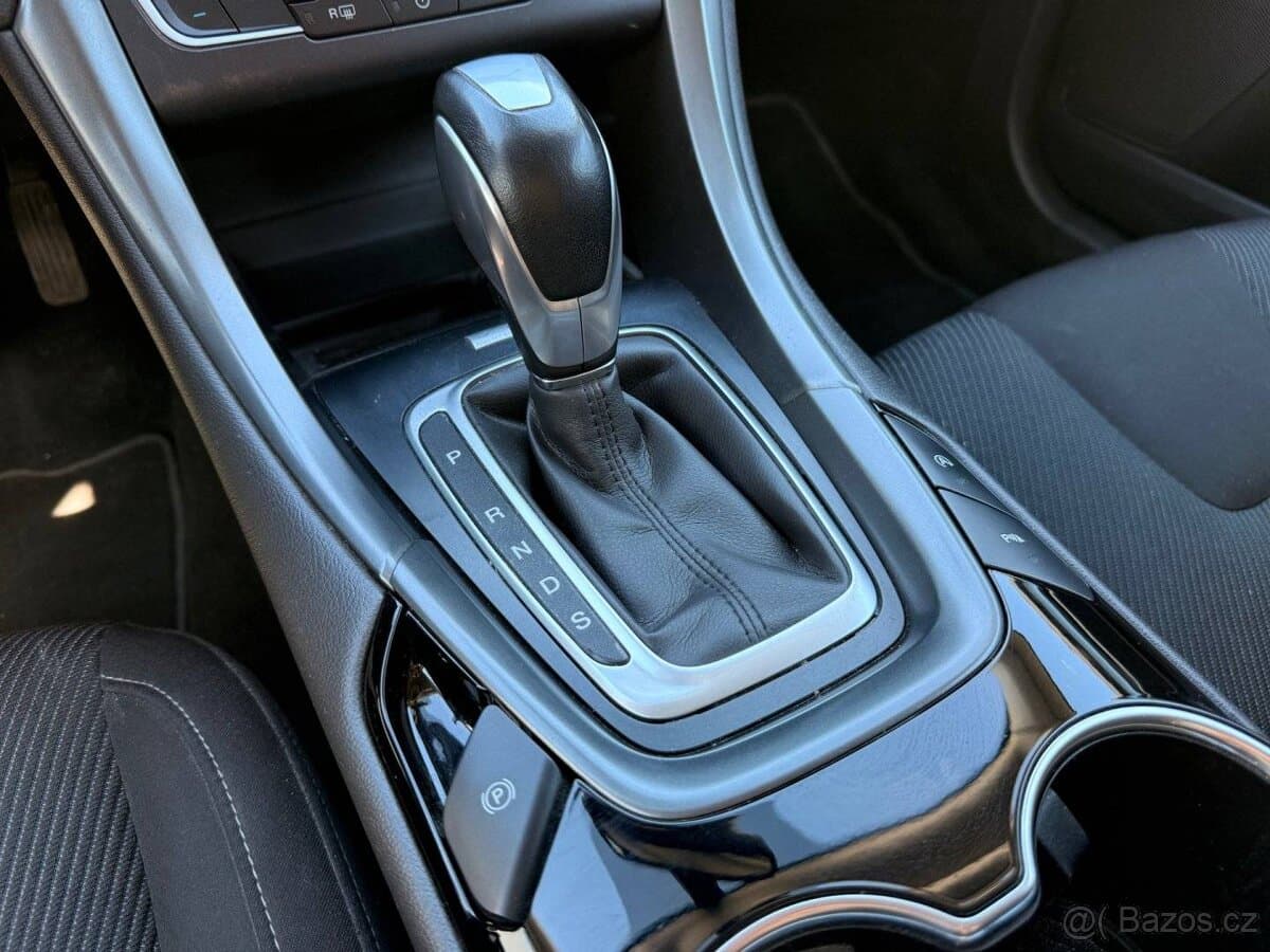2016 Ford MONDEO - 12