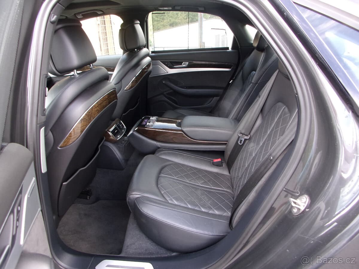 2012 Audi A8 - 12