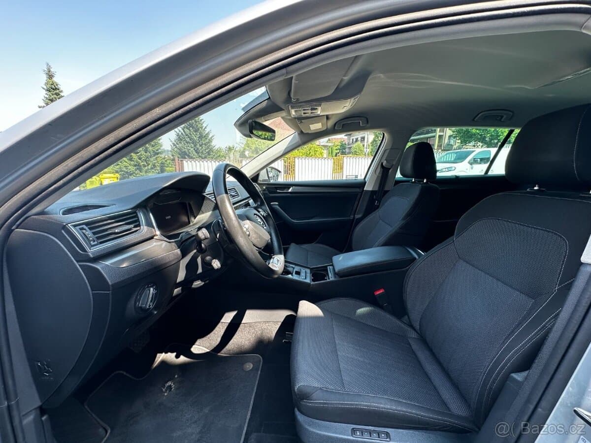 2022 Škoda SUPERB - 12