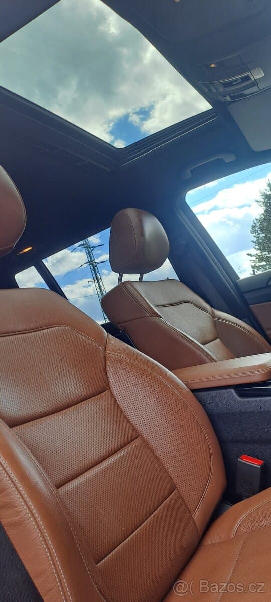2016 Mercedes-Benz GL - 12