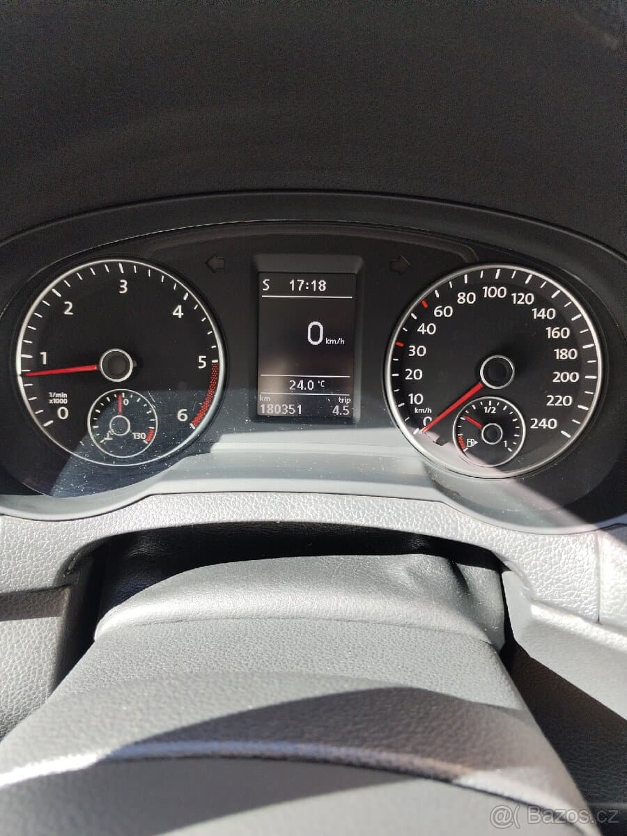 2011 Volkswagen SHARAN - 12