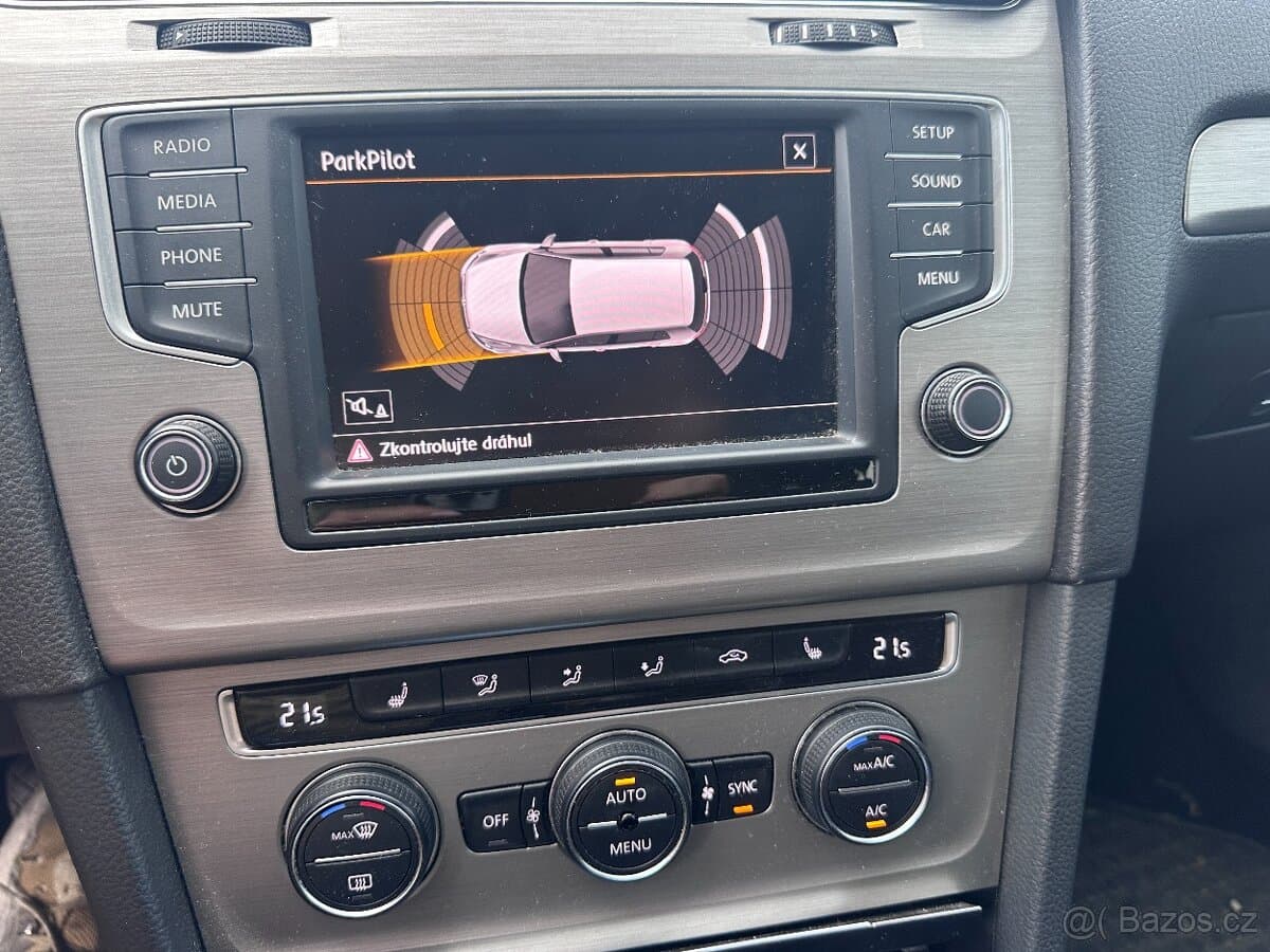 2016 Volkswagen GOLF - 12