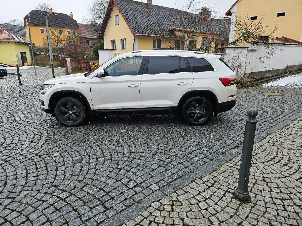 Škoda KODIAQ - 12