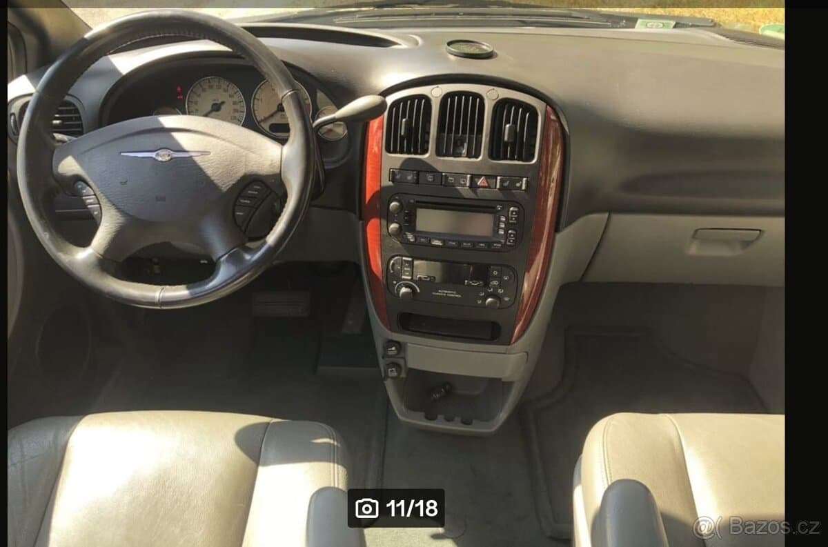 2008 Chrysler VOYAGER - 12