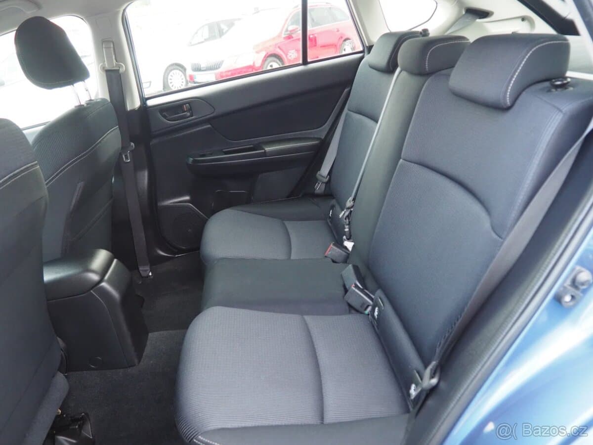 2016 Subaru XV - 12
