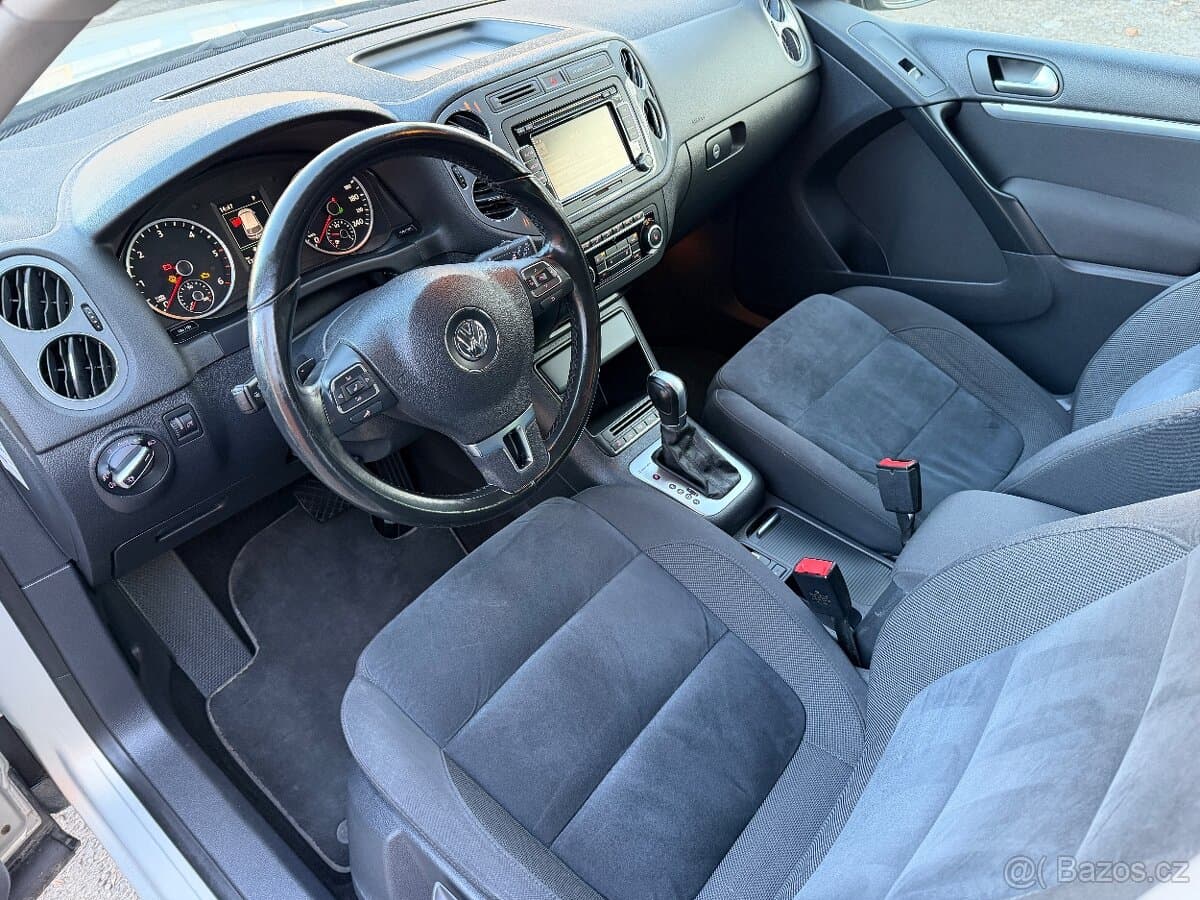 2015 Volkswagen TIGUAN - 12