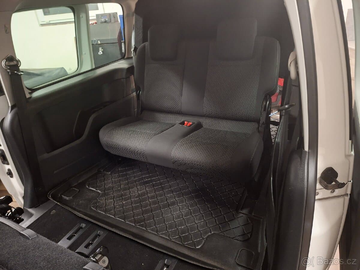 2017 Volkswagen CADDY - 12