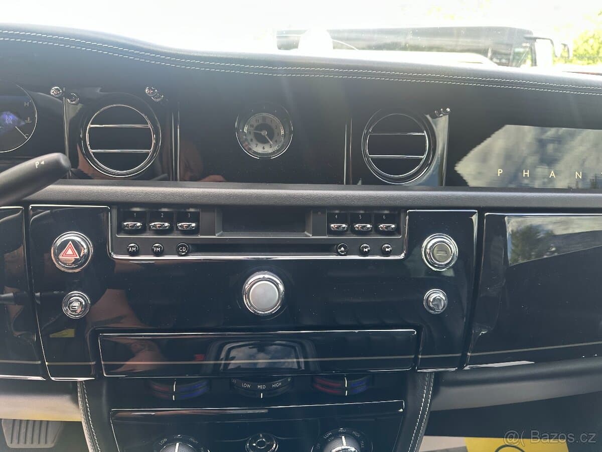 2009 Rolls-Royce PHANTOM - 12
