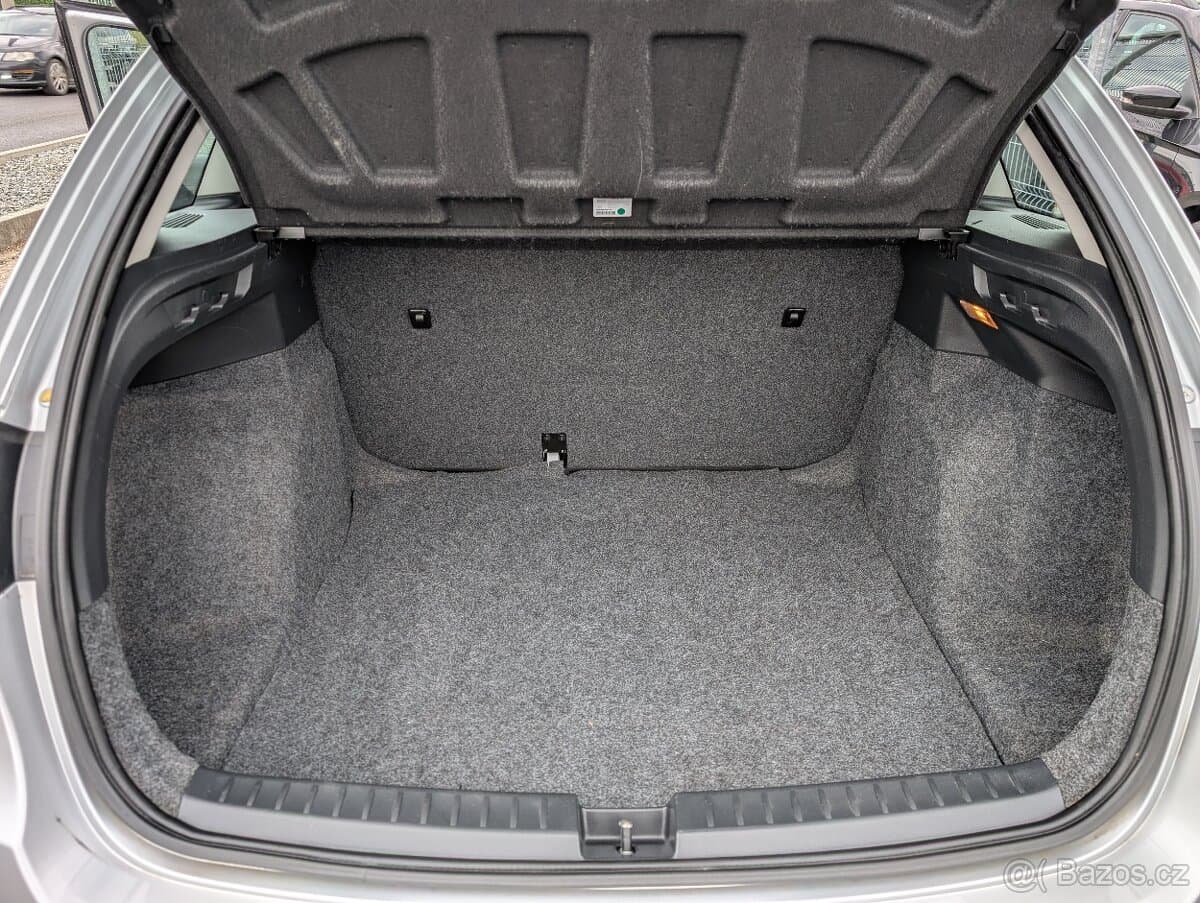 2016 Seat IBIZA - 12