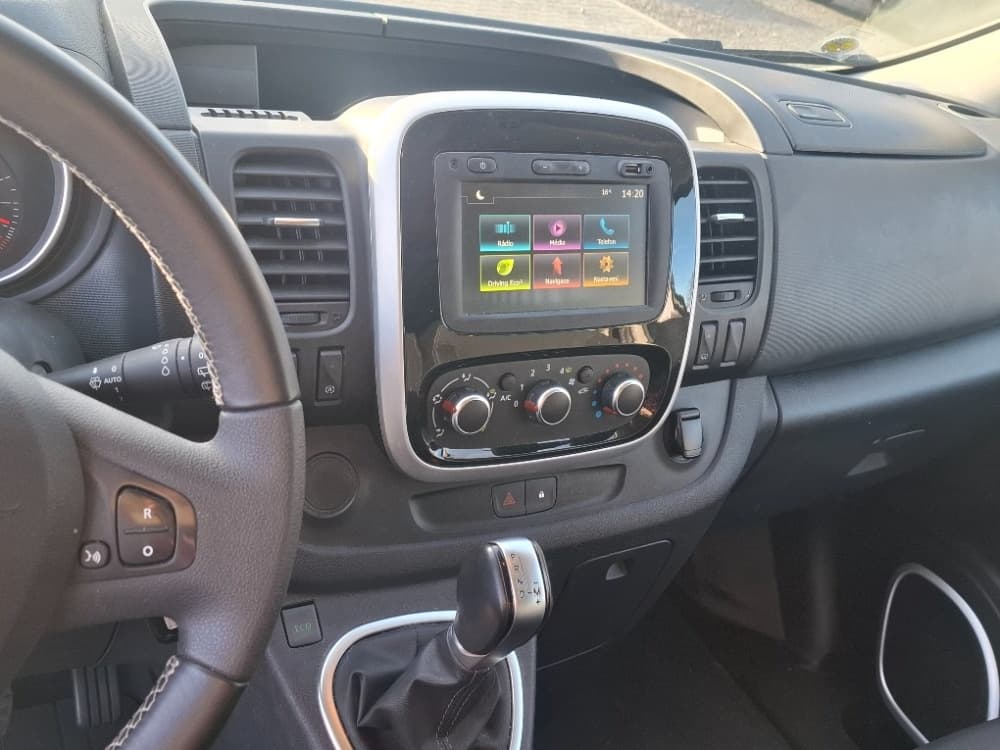 2020 Renault TRAFIC - 12