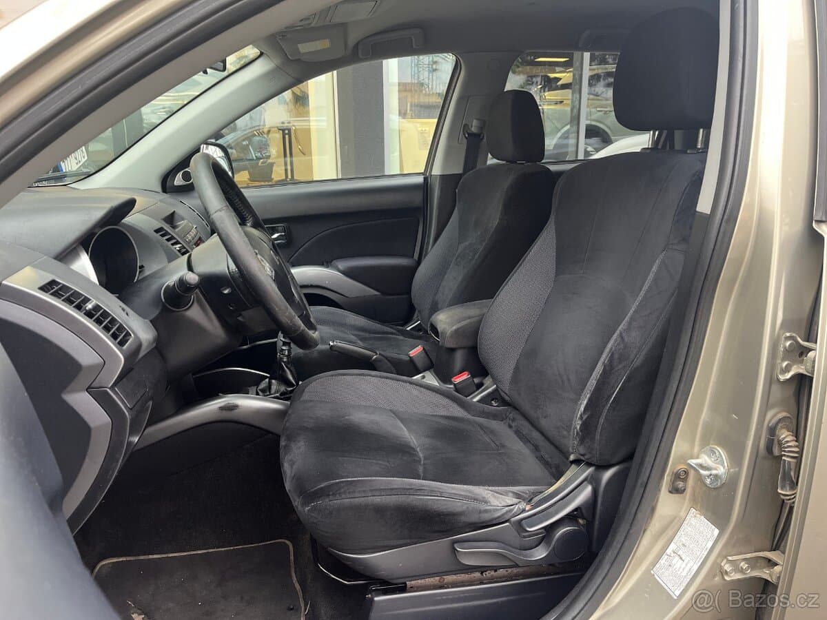 2008 Mitsubishi OUTLANDER - 12