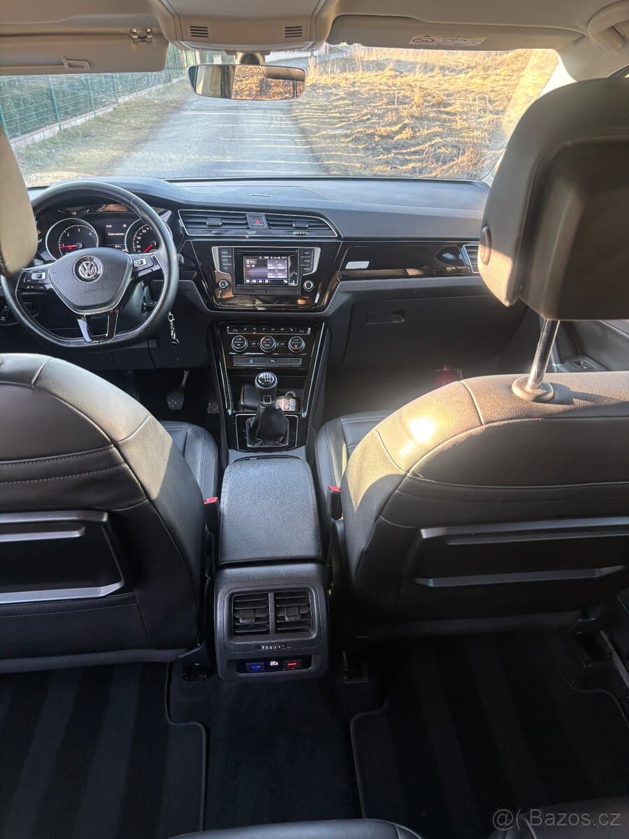 2017 Volkswagen TOURAN - 12