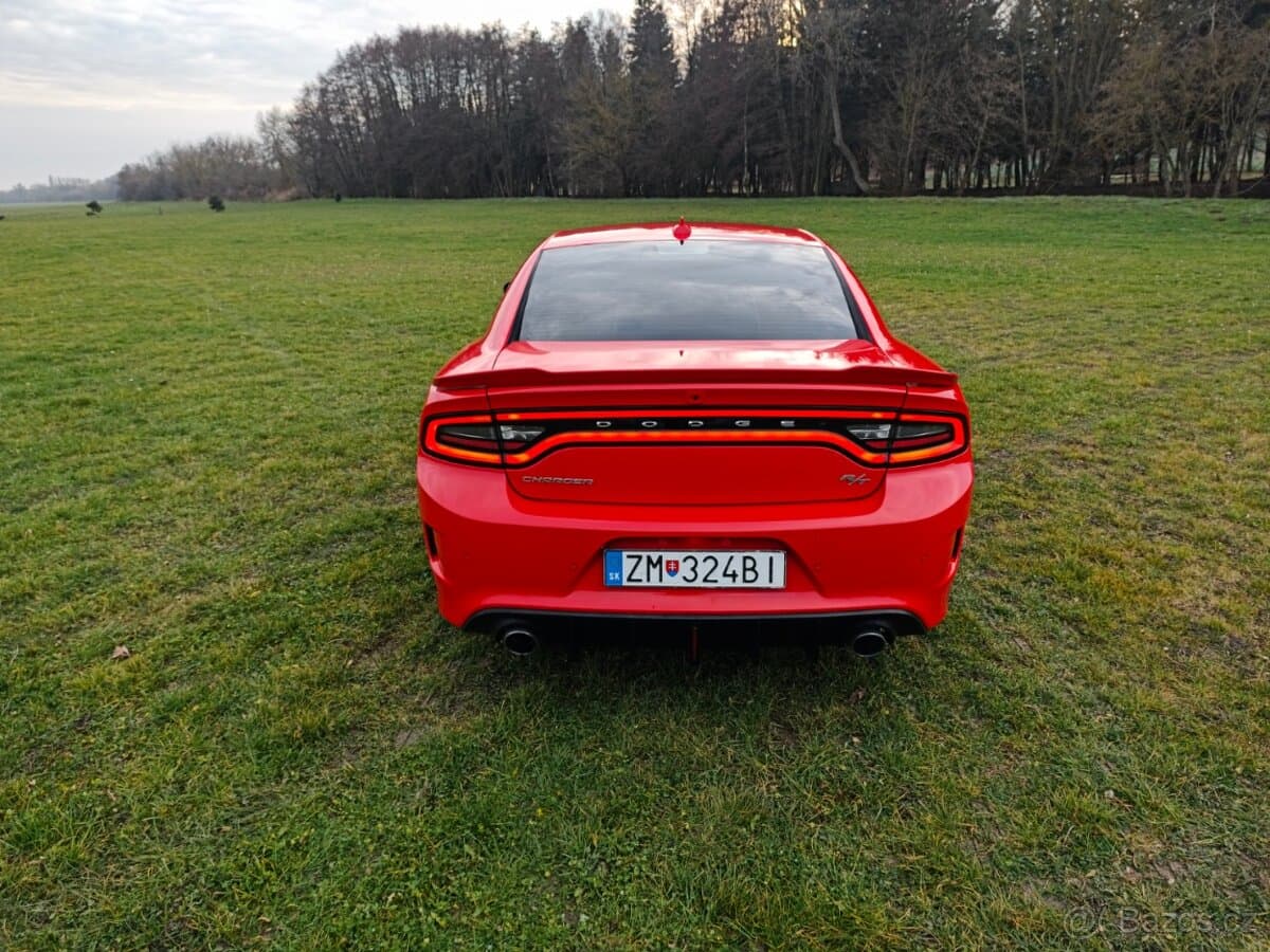 2020 Dodge CHARGER - 12