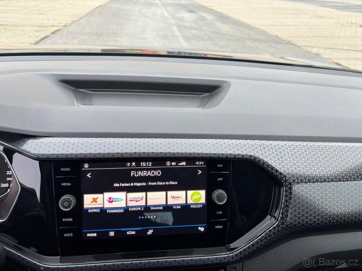 2022 Volkswagen T-CROSS - 12