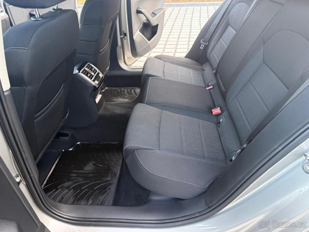 2018 Škoda SUPERB - 12