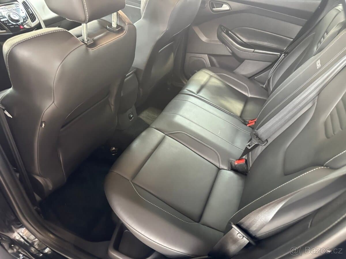 2013 Ford FOCUS - 12