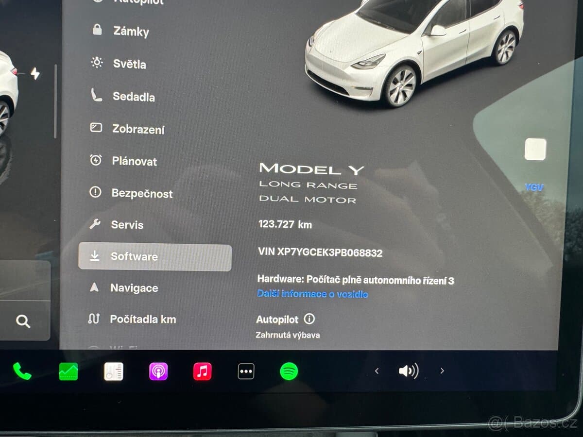 2023 Tesla MODEL Y - 12