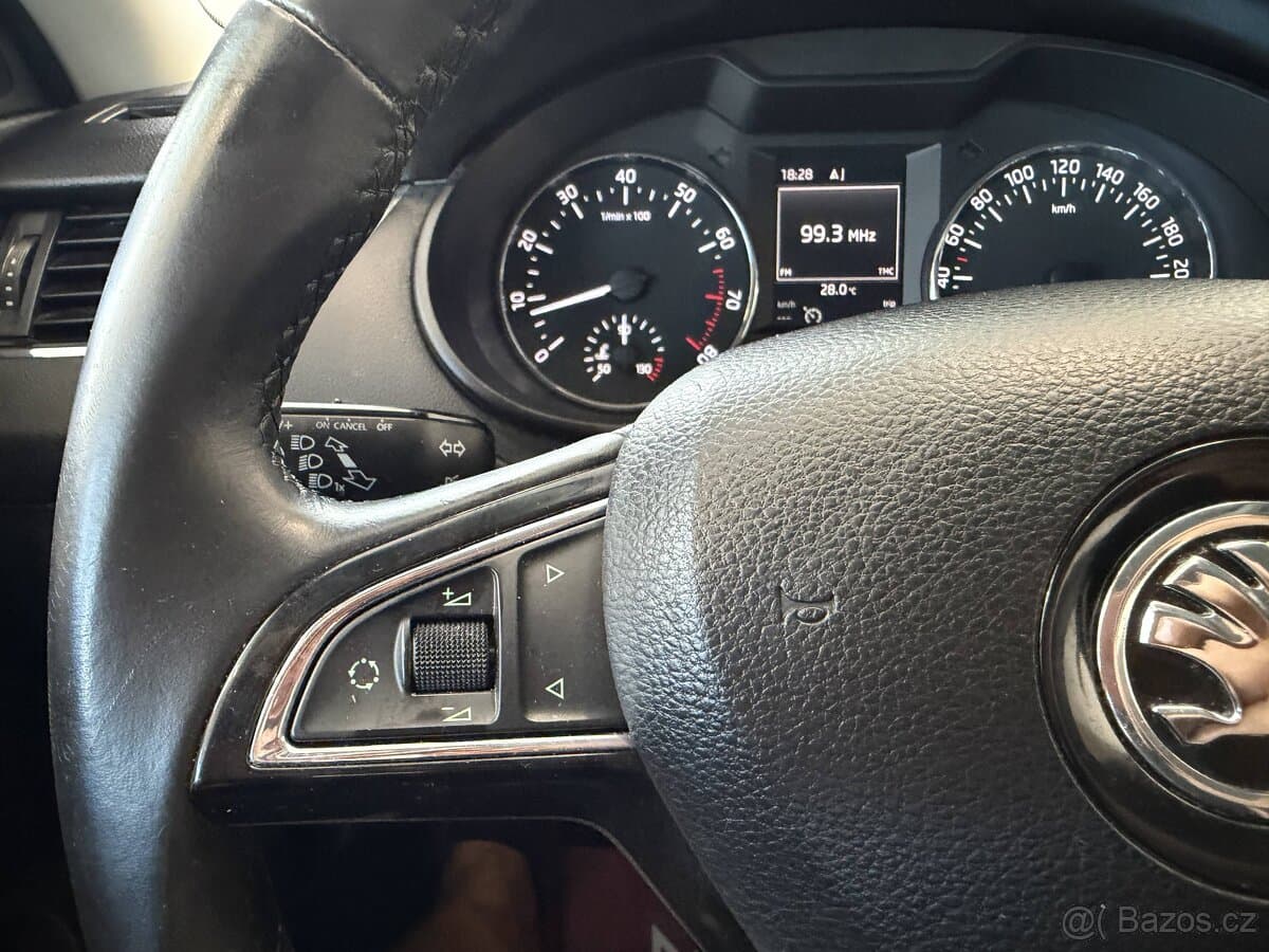 2015 Škoda OCTAVIA - 12