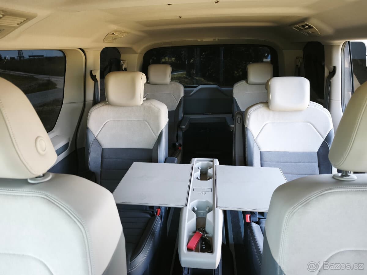 2023 Volkswagen MULTIVAN - 12