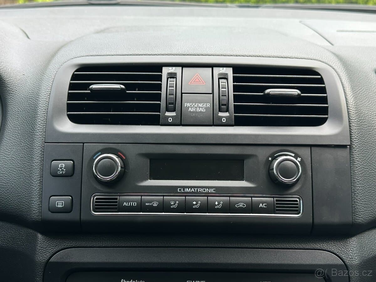 2011 Škoda ROOMSTER - 12