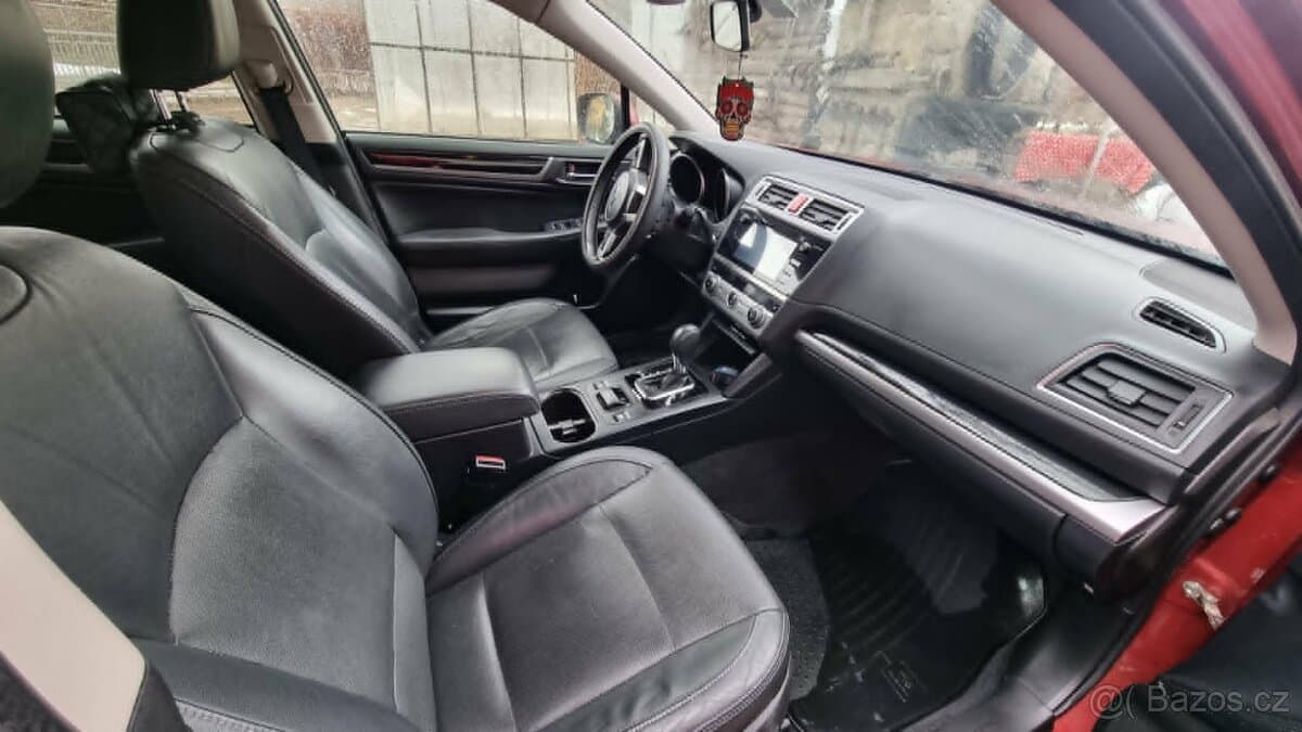 2015 Subaru OUTBACK - 12