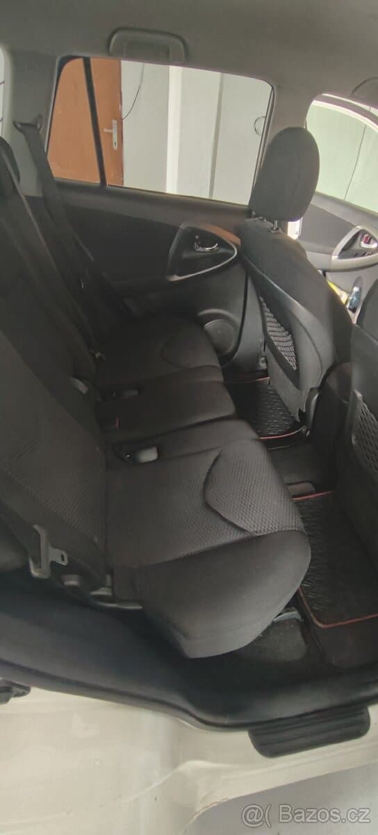 2011 Toyota OSTATNÍ - 12