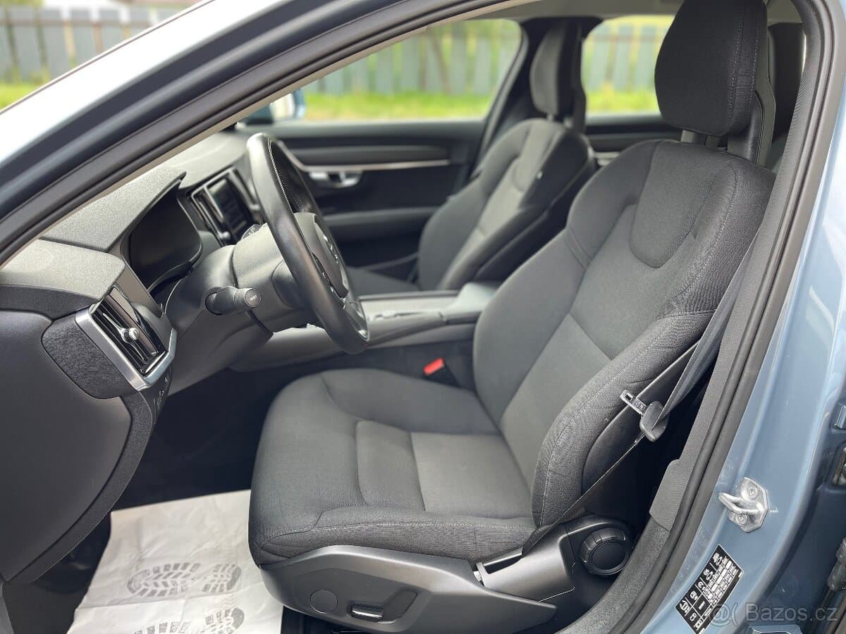 2017 Volvo V90 - 12