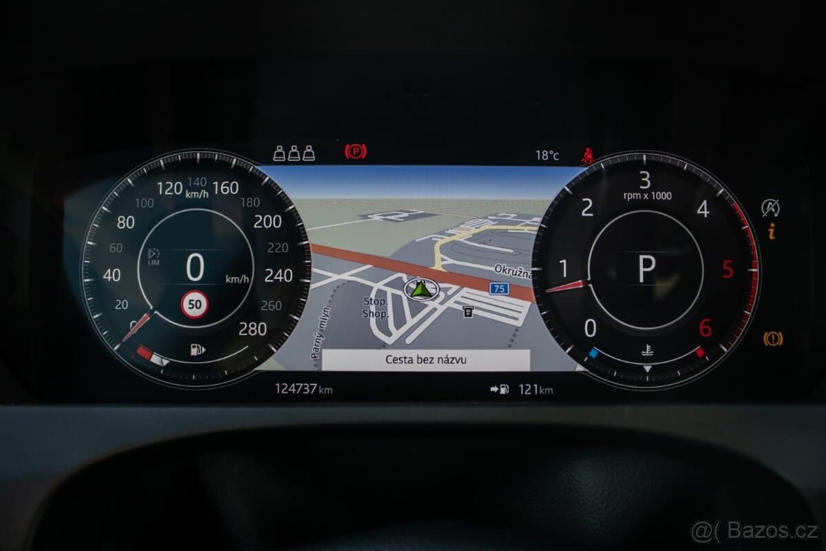 2019 Jaguar F-PACE - 12
