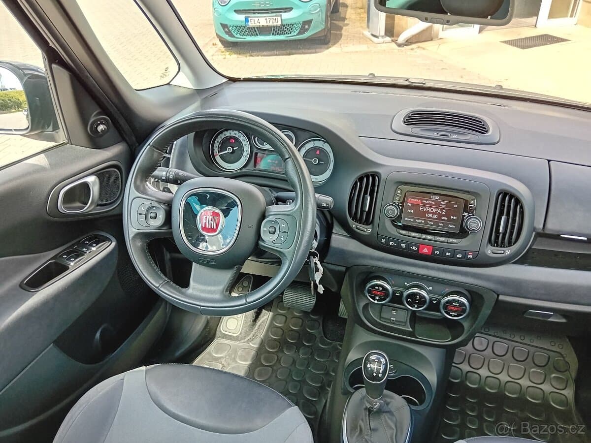2014 Fiat 500L - 12