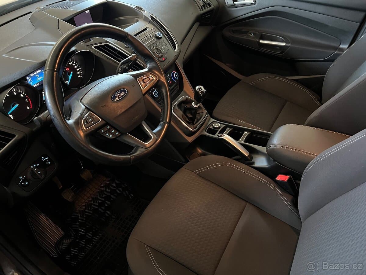 2015 Ford C-MAX - 12