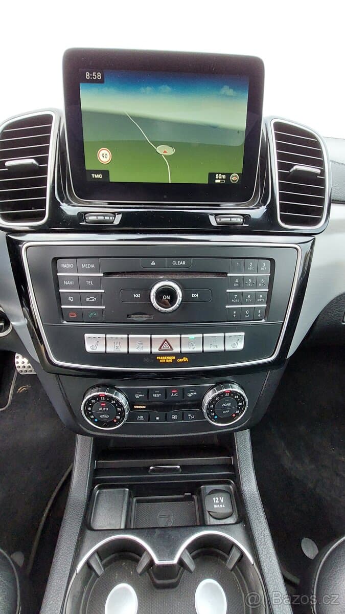 2017 Mercedes-Benz GL - 12