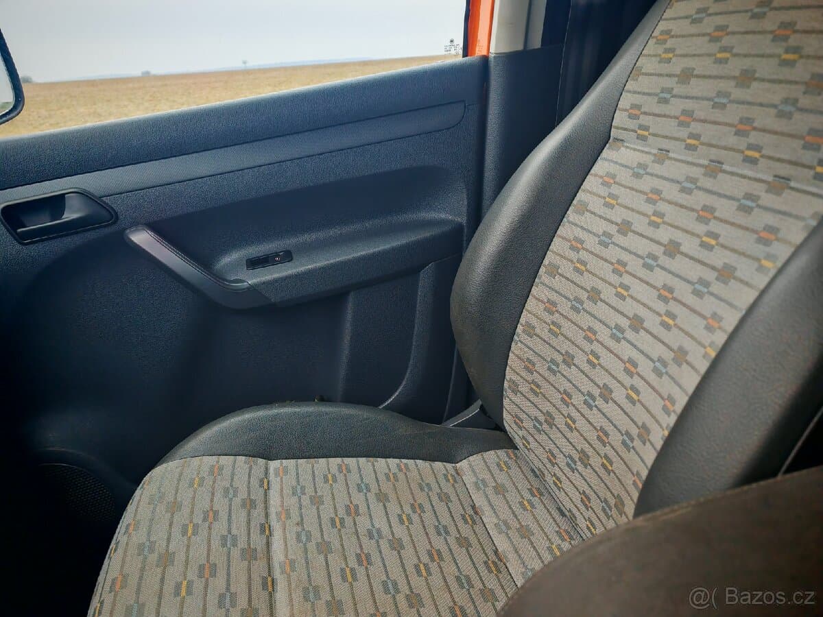 2011 Volkswagen CADDY - 12