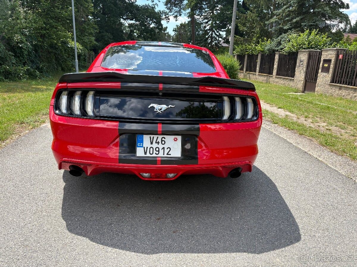 2016 Ford MUSTANG - 12