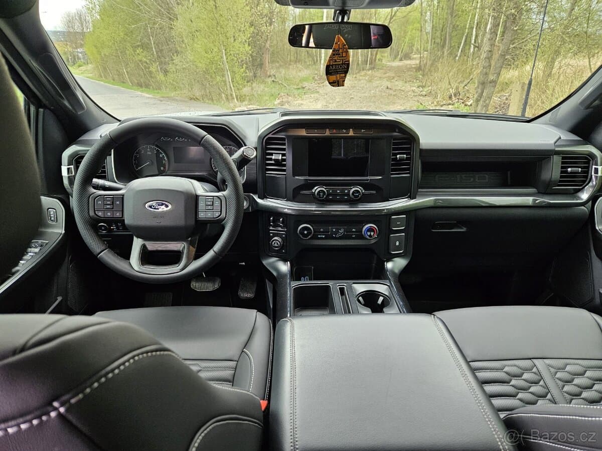 2022 Ford F-150 - 12