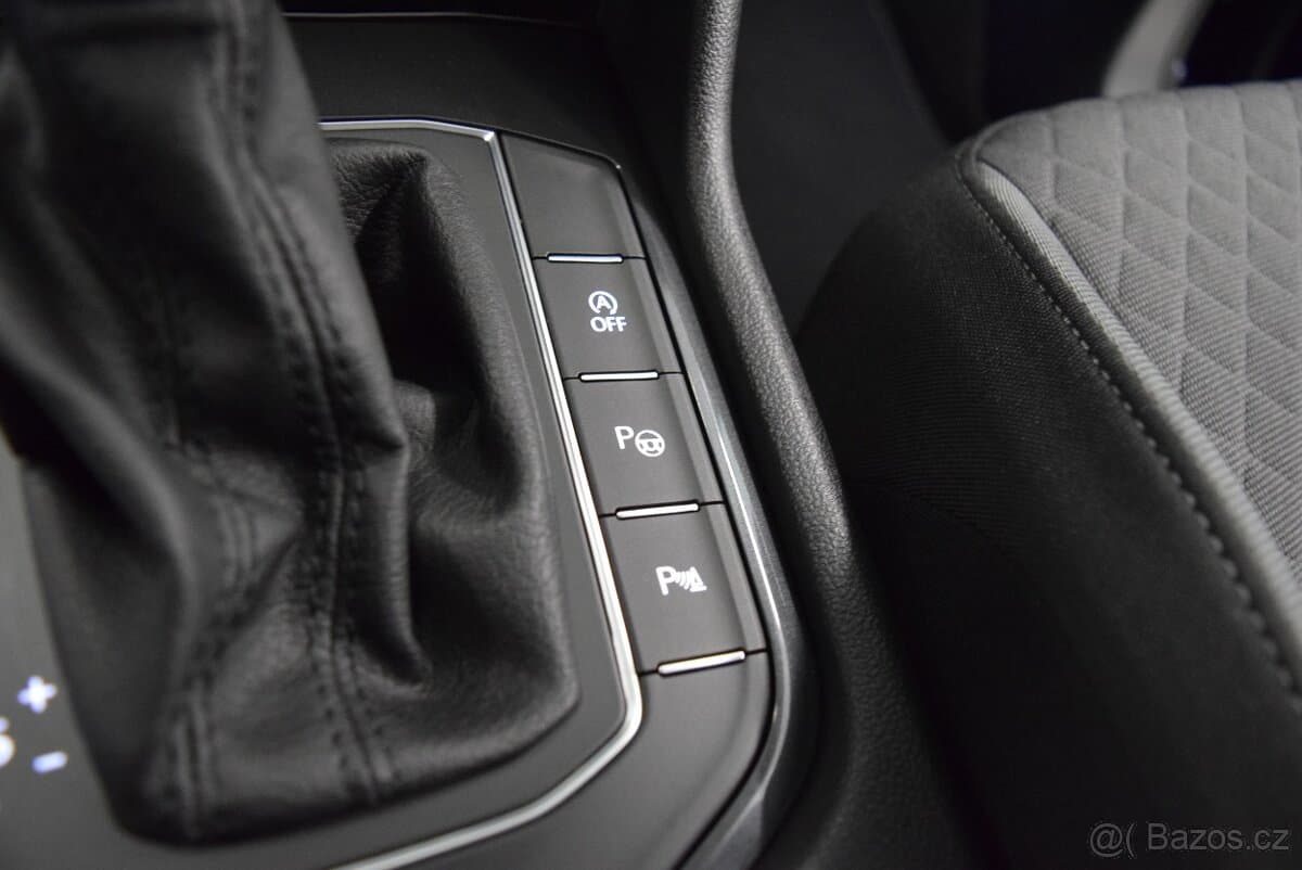 2020 Volkswagen TIGUAN - 12