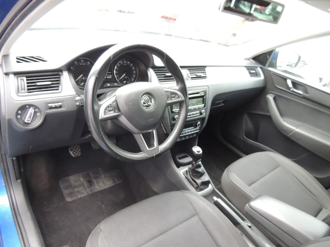 2014 Škoda RAPID - 12