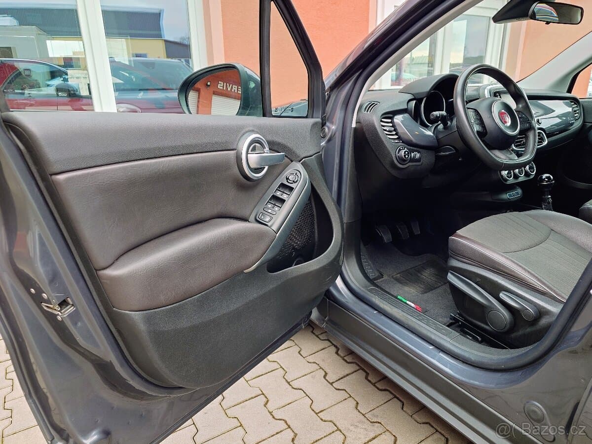 2015 Fiat 500X - 12