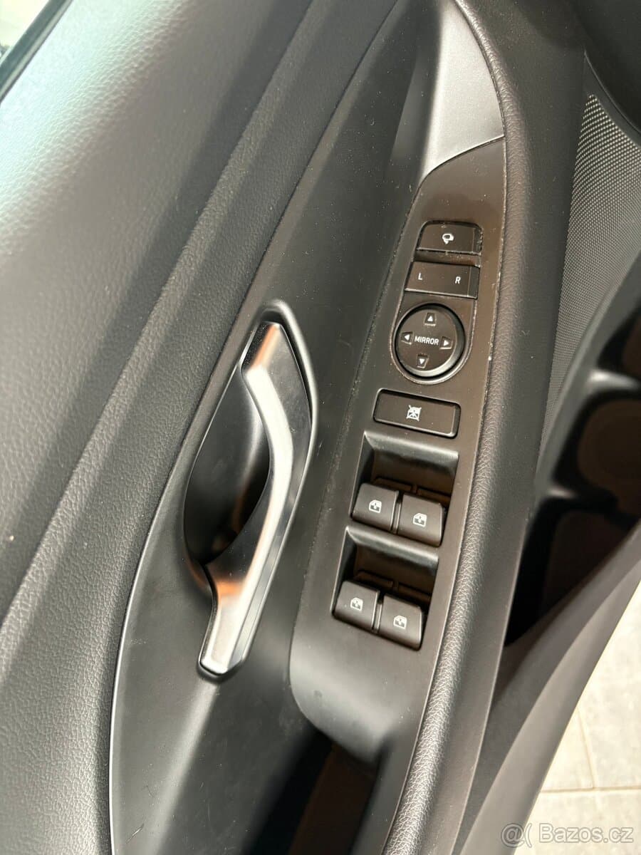 Hyundai i30 - 12