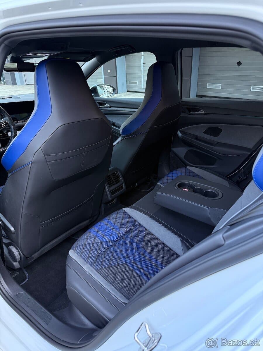 Volkswagen GOLF - 12