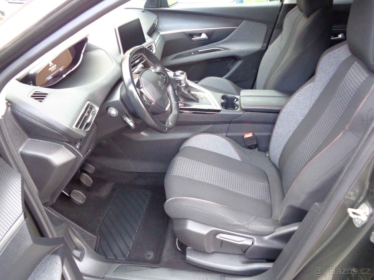 2019 Peugeot 3008 - 12