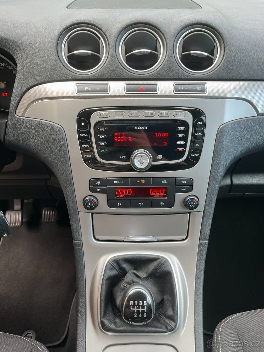 2012 Ford GALAXY - 12